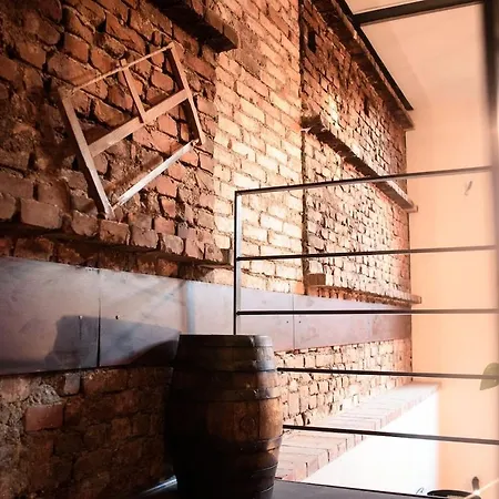Loft Tabaccaia 13 *